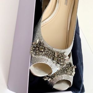 Vera Wang Lavender Lanie Silver Glitter Peep Toe Flats